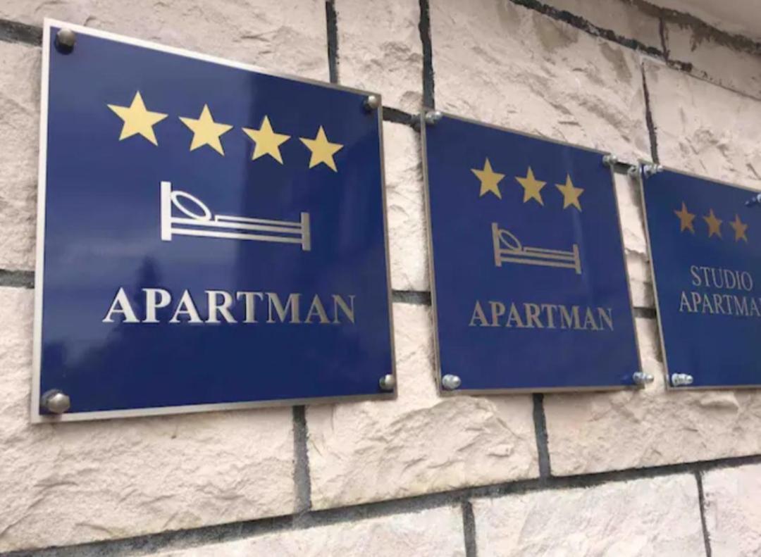 Apartments Bruno Split Bagian luar foto