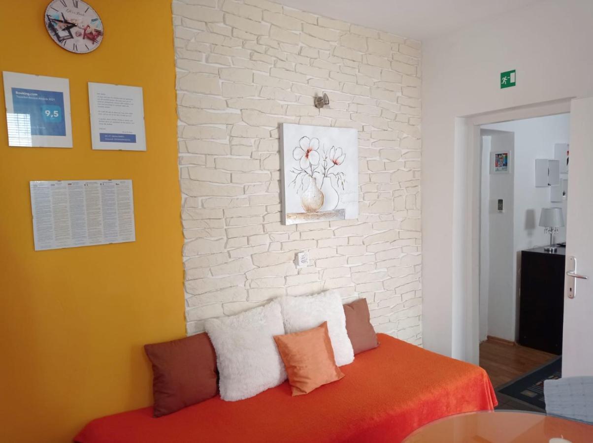 Apartments Bruno Split Bagian luar foto