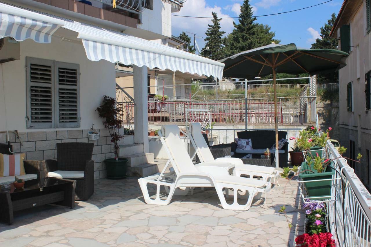 Apartments Bruno Split Bagian luar foto
