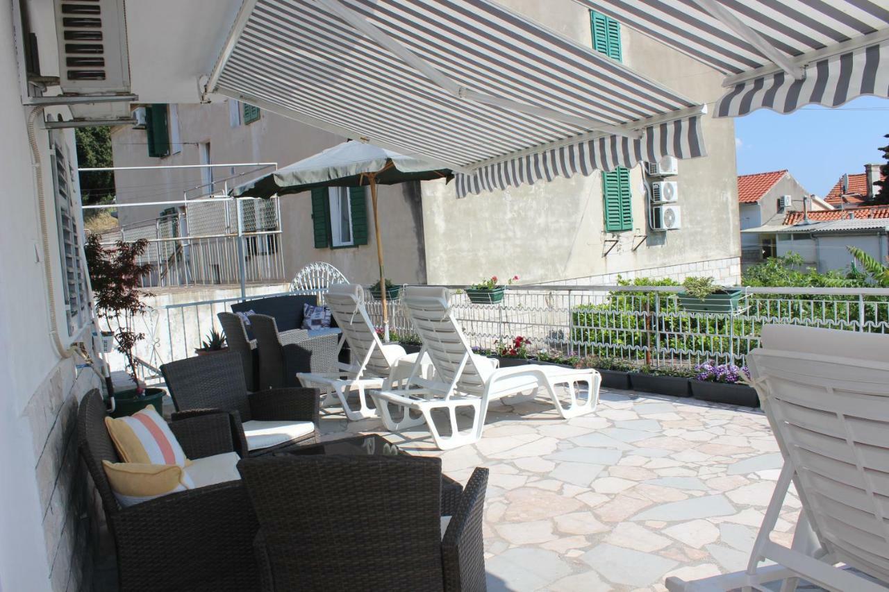 Apartments Bruno Split Bagian luar foto