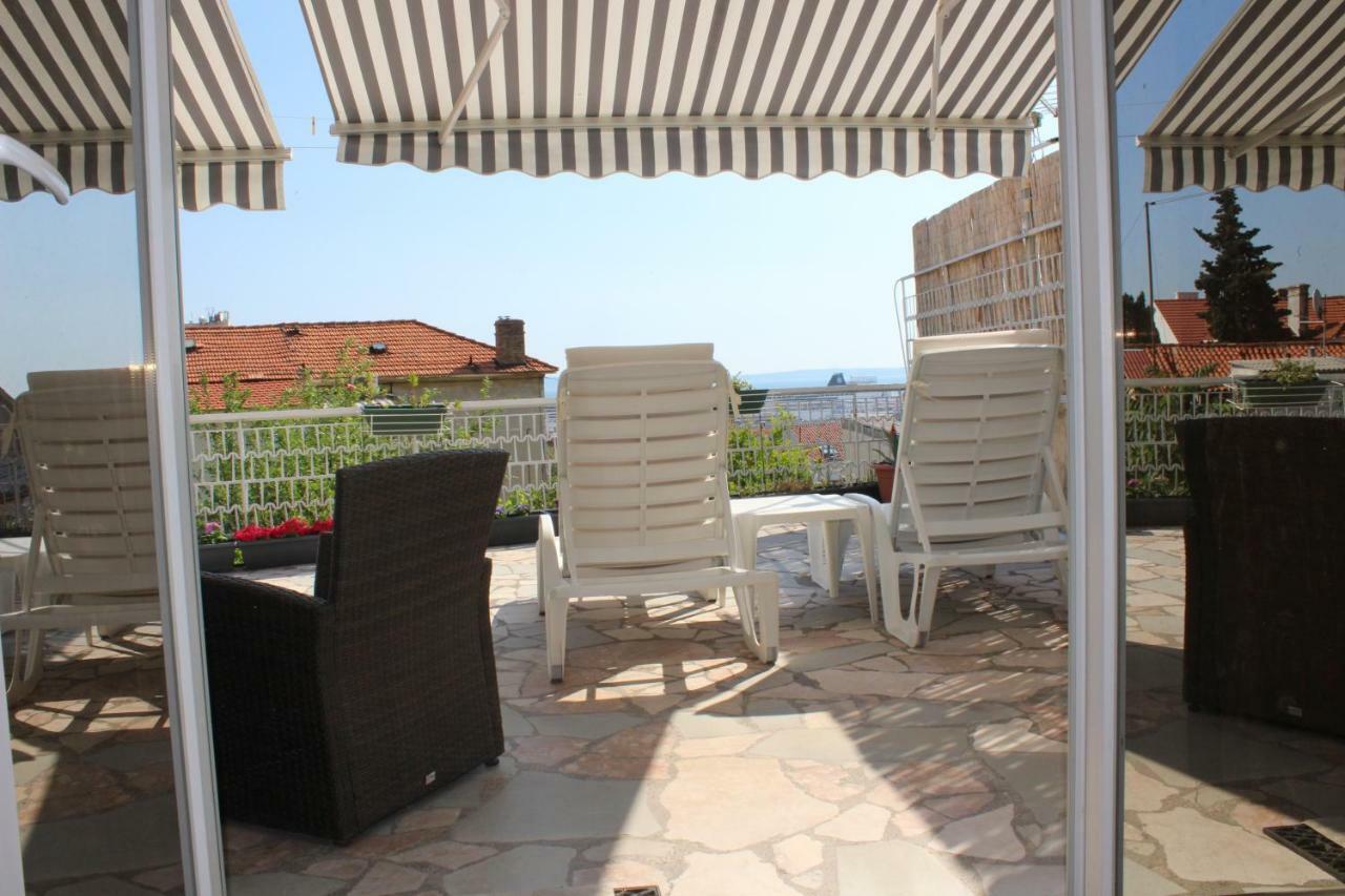 Apartments Bruno Split Bagian luar foto