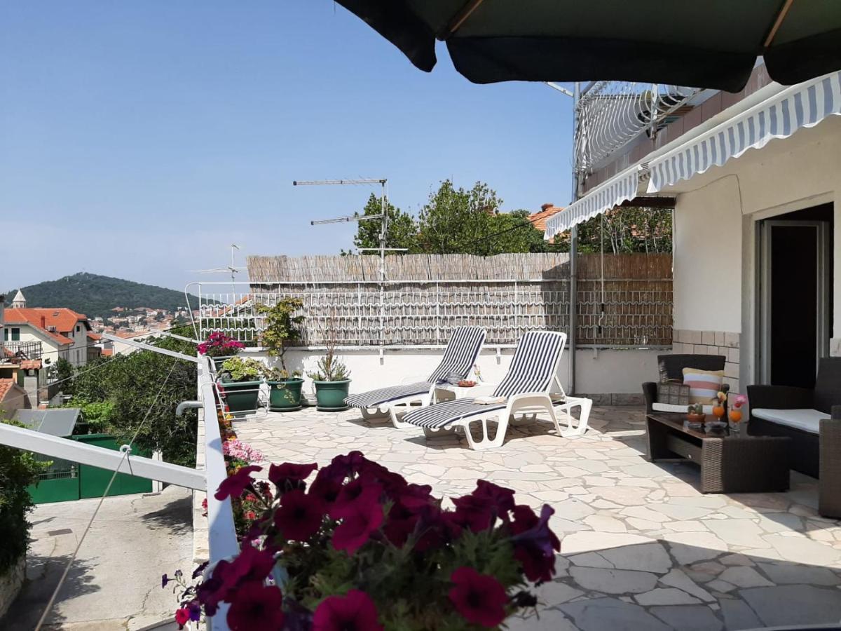 Apartments Bruno Split Bagian luar foto