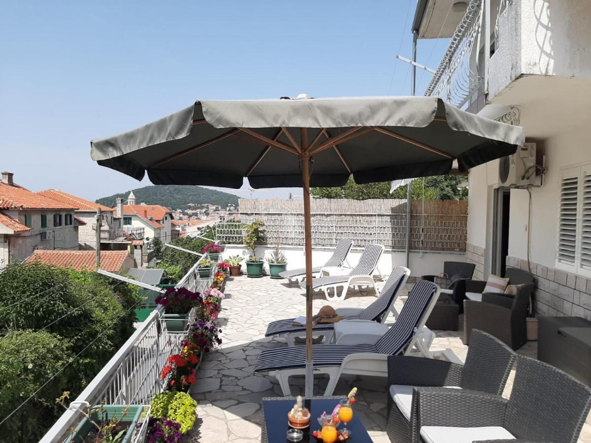 Apartments Bruno Split Bagian luar foto