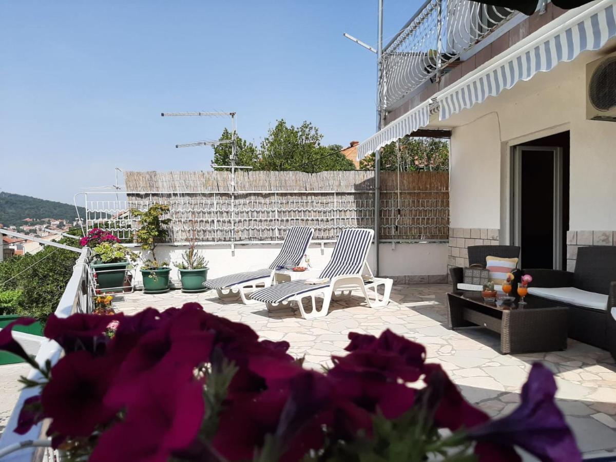 Apartments Bruno Split Bagian luar foto